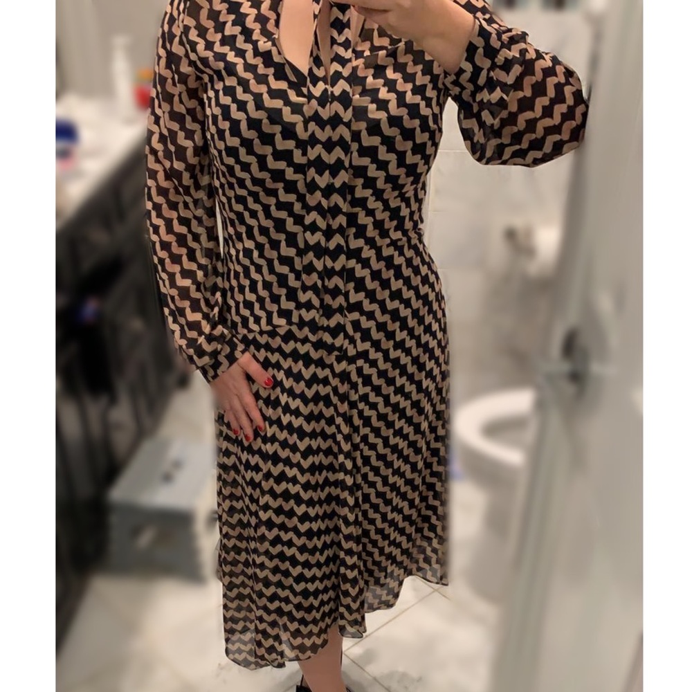 THEORY Linden Tie-Neck Printed Draped Dress
